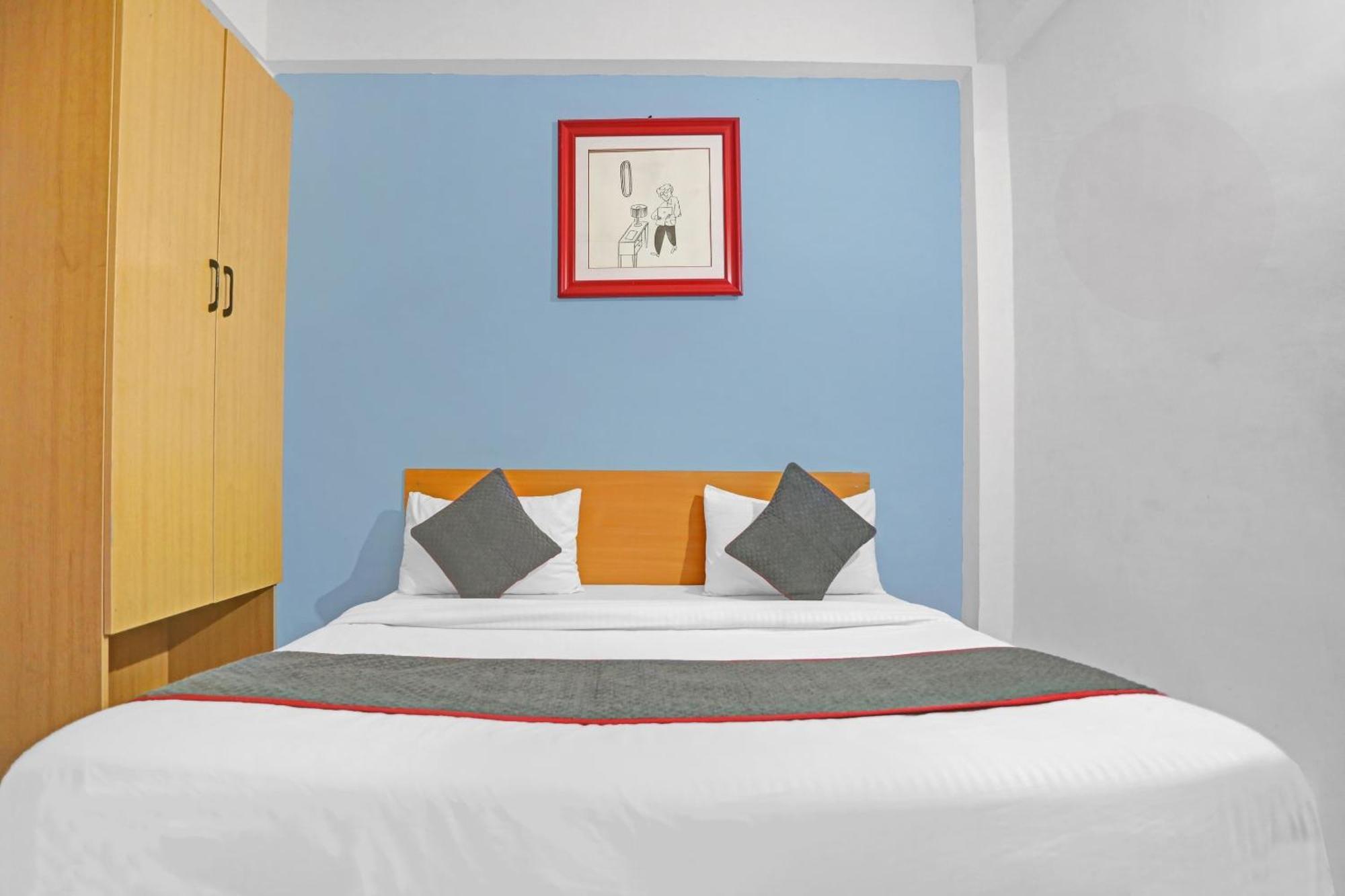Hotel Collection O Jps Near Pvr Vikaspuri Delhi Esterno foto